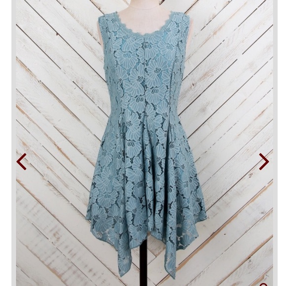 Altar'd State Dresses & Skirts - Altar’d State floral lace Dust dress